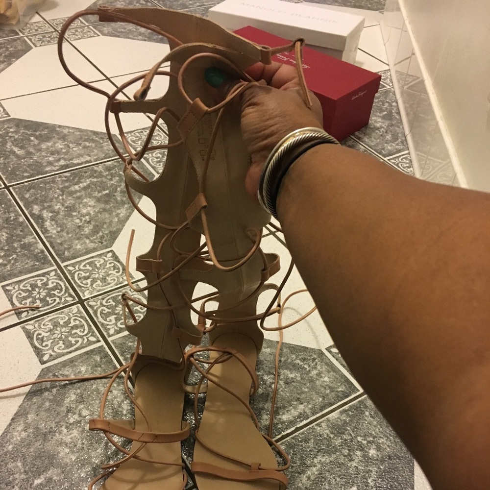 Women's gladiator shoes very good condition